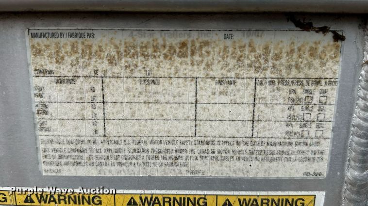 image for item LK9743 2008 4 Star Trailers horse trailer