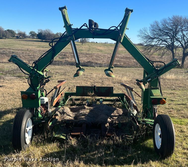 image for item LW9282 Alberta Ag-Industries Ltd. 9100 silage bagger 