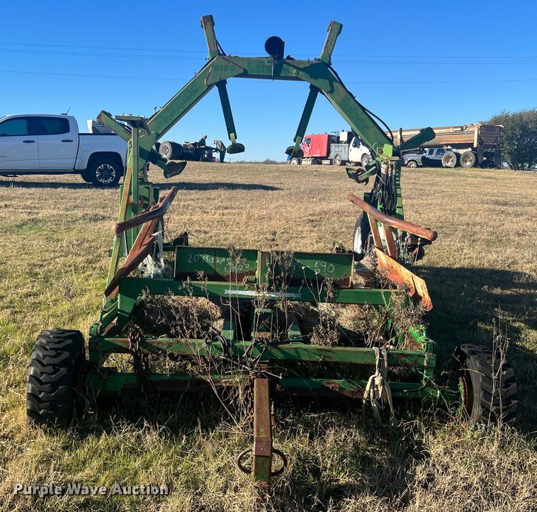 image for item LW9282 Alberta Ag-Industries Ltd. 9100 silage bagger 