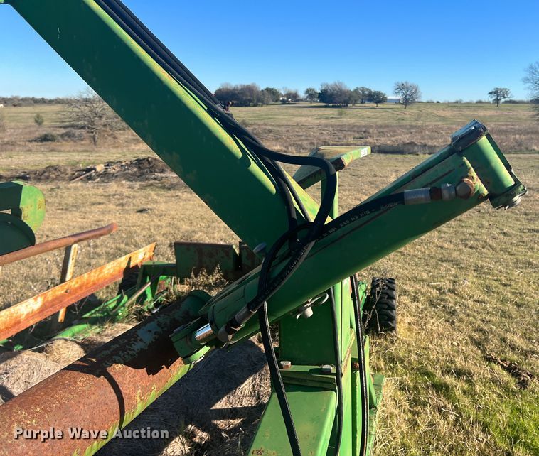 image for item LW9282 Alberta Ag-Industries Ltd. 9100 silage bagger 