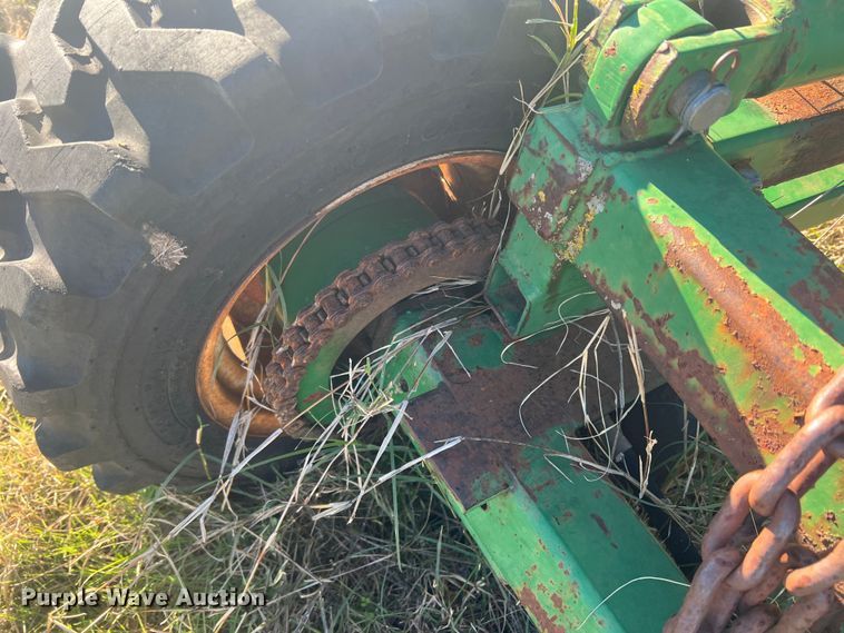 image for item LW9282 Alberta Ag-Industries Ltd. 9100 silage bagger 