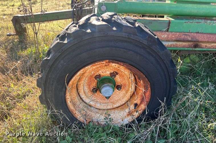 image for item LW9282 Alberta Ag-Industries Ltd. 9100 silage bagger 