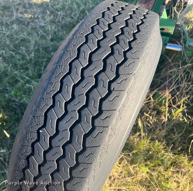 image for item LW9282 Alberta Ag-Industries Ltd. 9100 silage bagger 