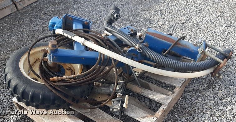 image for item LY9014 John Blue fertilizer pump