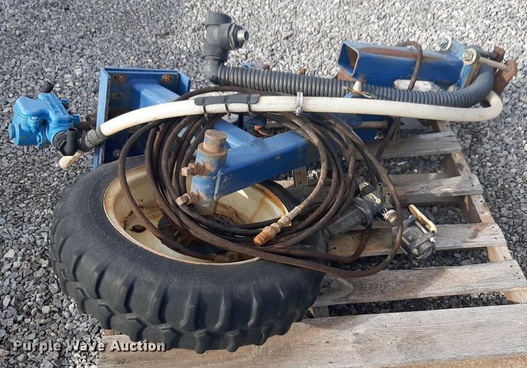 image for item LY9014 John Blue fertilizer pump