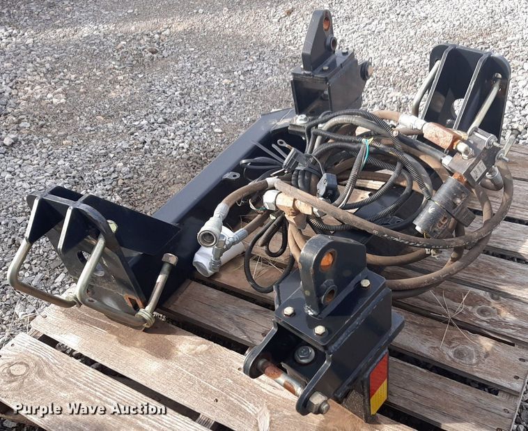 image for item LY9014 John Blue fertilizer pump