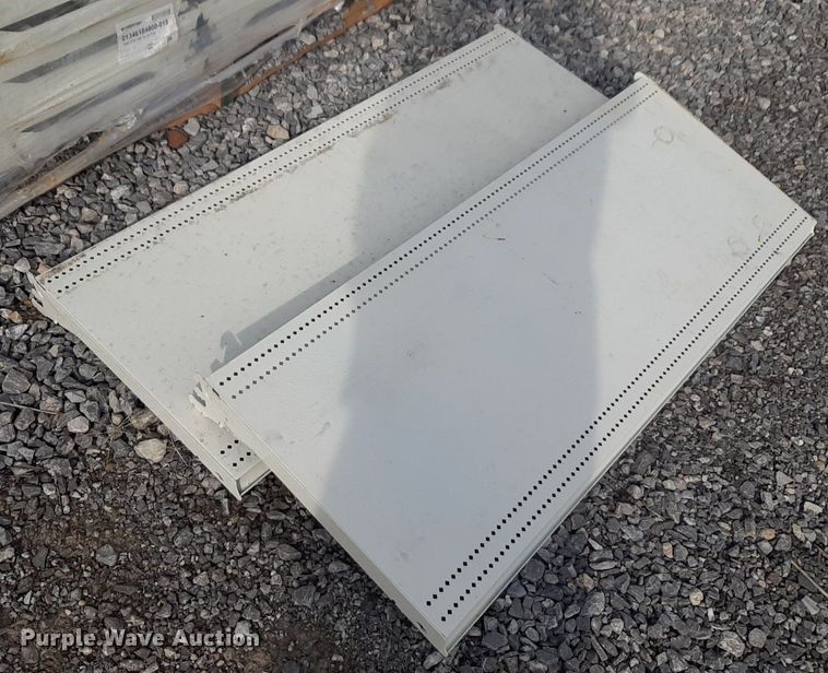 image for item LY9017 (220) metal shelves