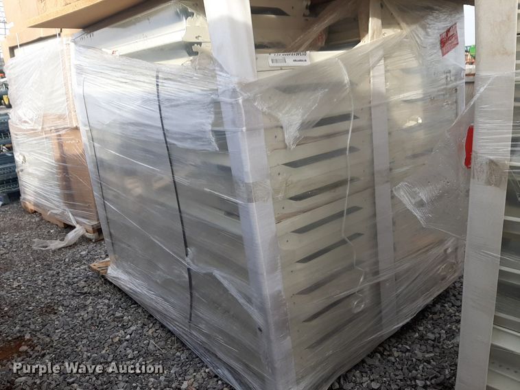 image for item LY9017 (220) metal shelves