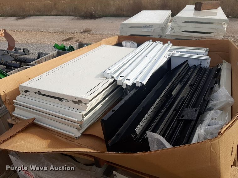 image for item LY9017 (220) metal shelves