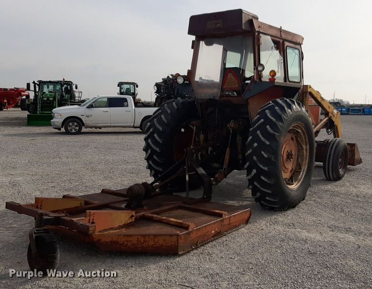 image for item LY9018 1973 Massey Ferguson 1105 tractor