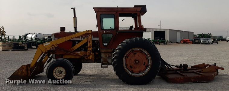 image for item LY9018 1973 Massey Ferguson 1105 tractor