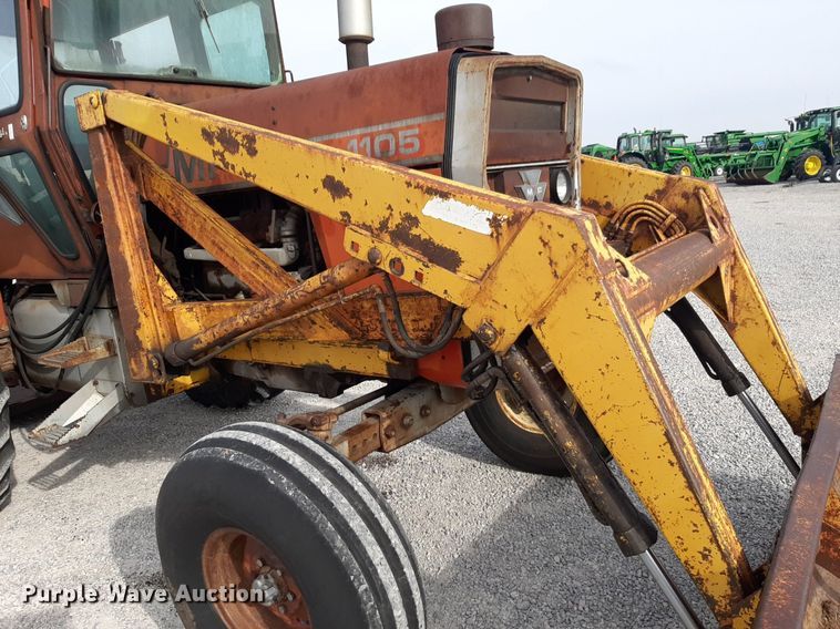 image for item LY9018 1973 Massey Ferguson 1105 tractor