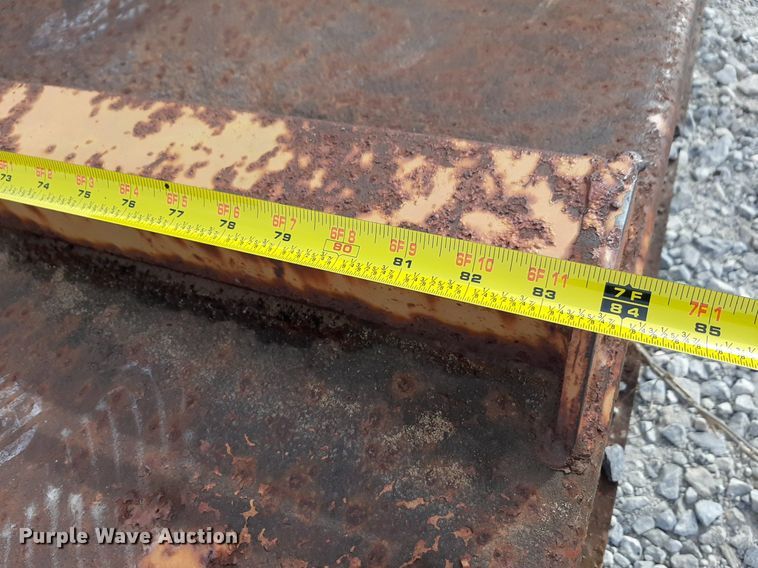 image for item LY9018 1973 Massey Ferguson 1105 tractor