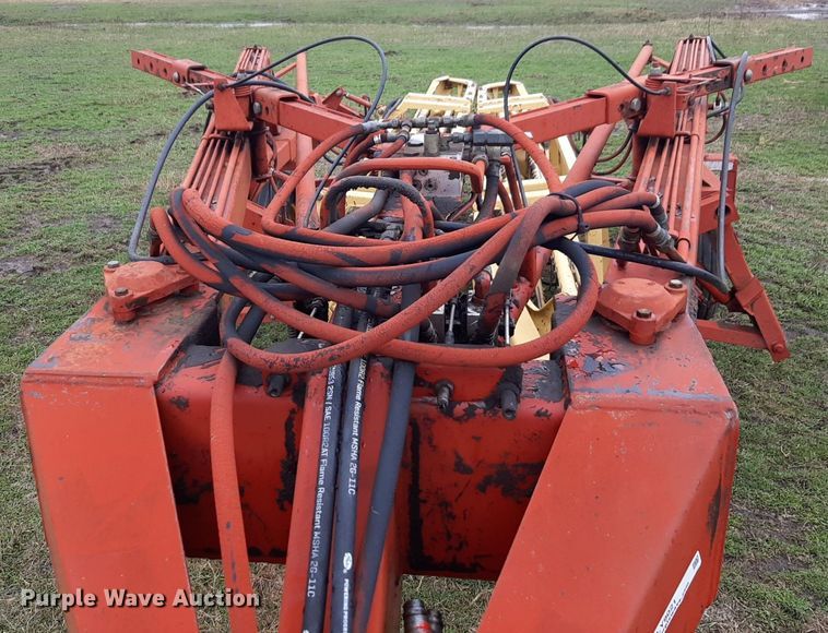 image for item LY9021 New Holland 216 hay rake