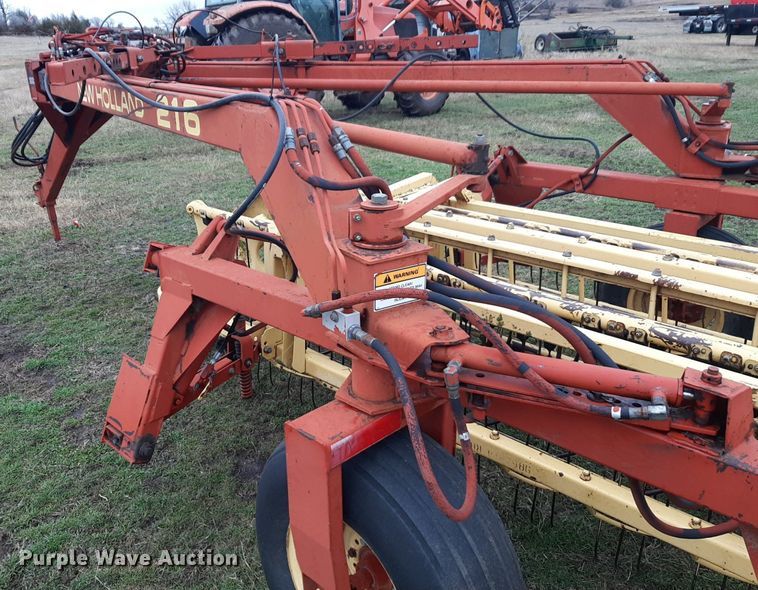 image for item LY9021 New Holland 216 hay rake