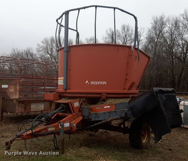 image for item LY9027 Hesston BP25 bale processor