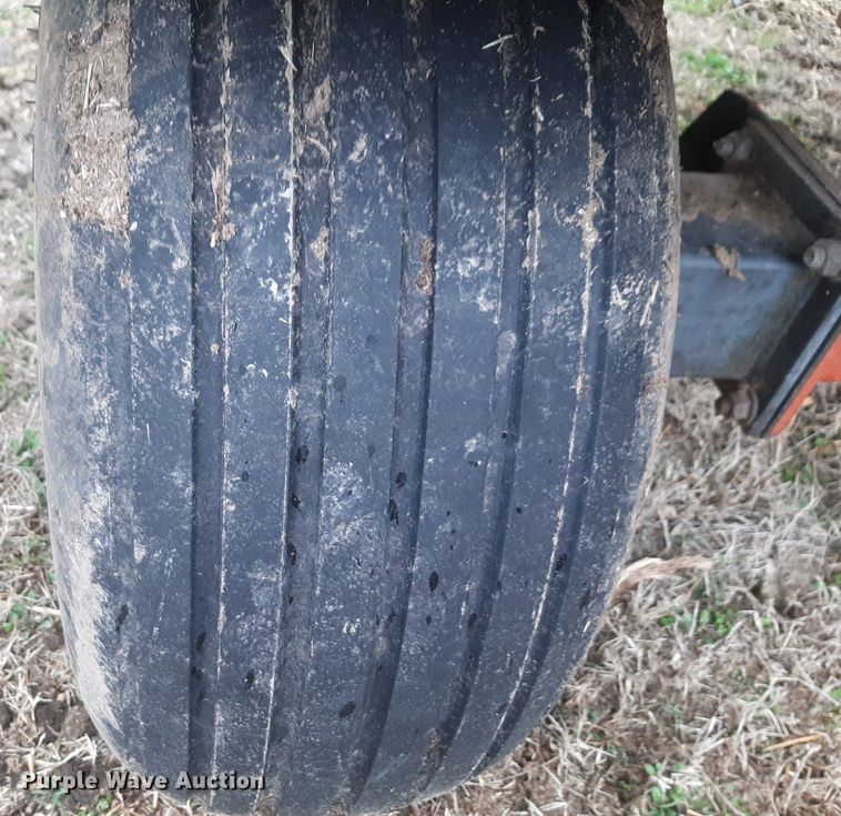 image for item LY9027 Hesston BP25 bale processor