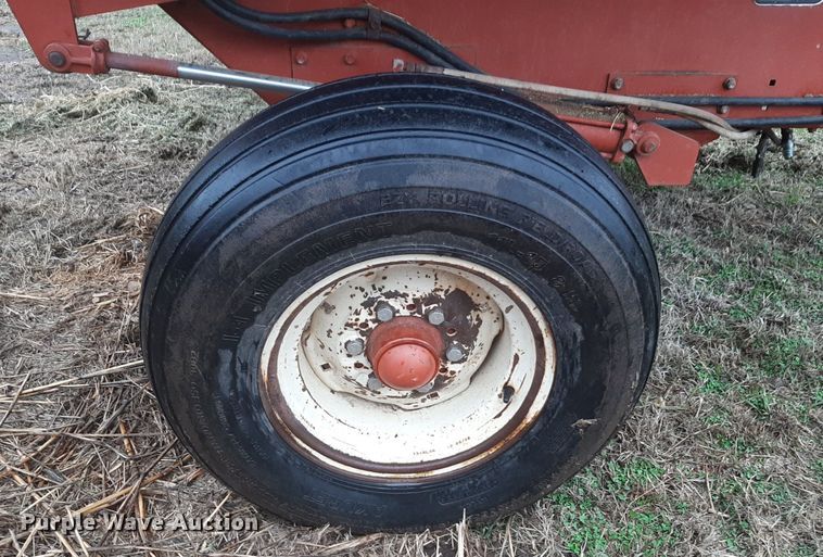 image for item LY9027 Hesston BP25 bale processor