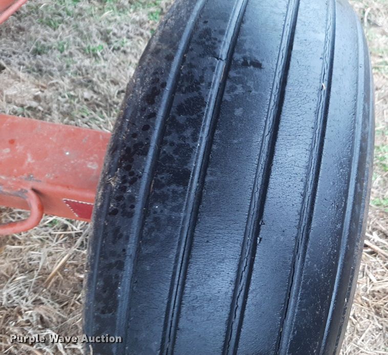 image for item LY9027 Hesston BP25 bale processor