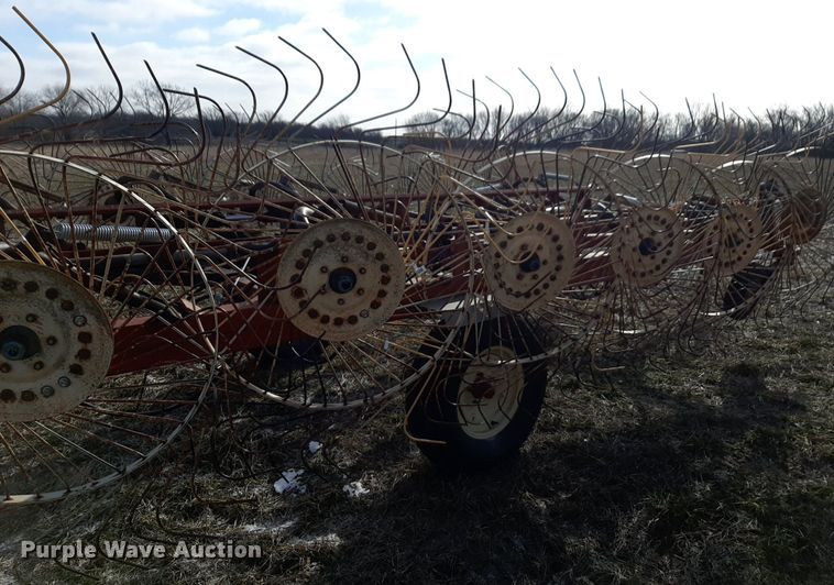 image for item LY9031 Hesston hay rake