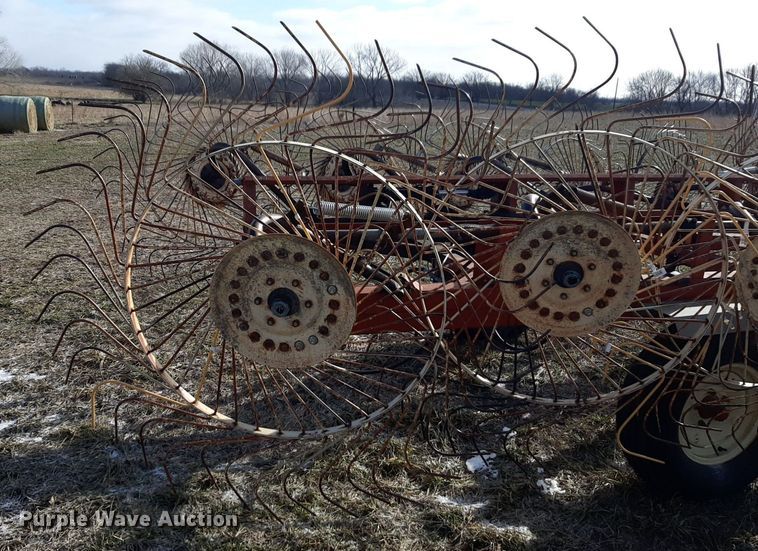 image for item LY9031 Hesston hay rake