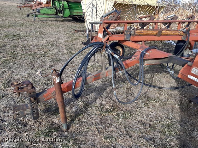 image for item LY9031 Hesston hay rake