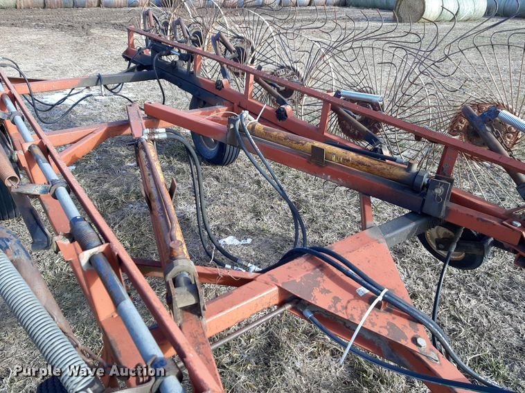 image for item LY9031 Hesston hay rake