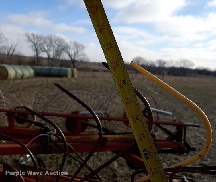 image for item LY9031 Hesston hay rake