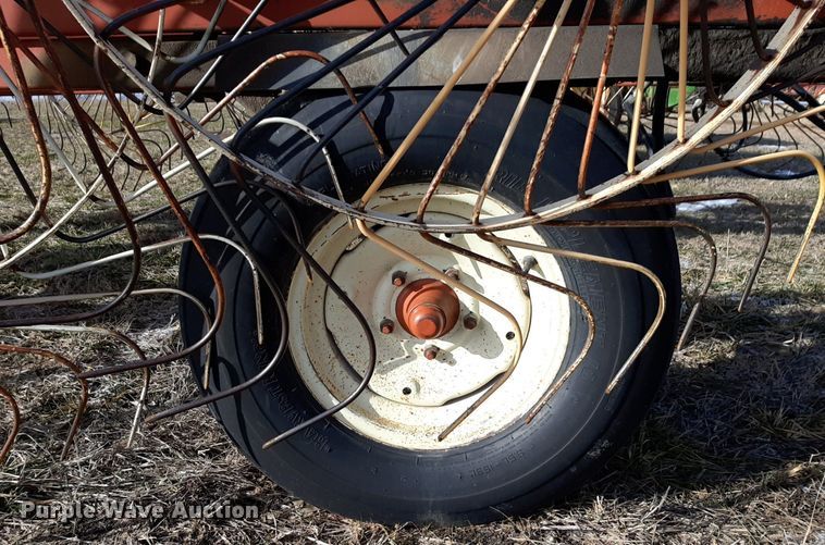 image for item LY9031 Hesston hay rake
