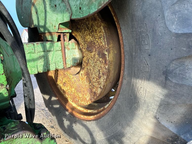 image for item NI9707 1963 John Deere 4010 tractor