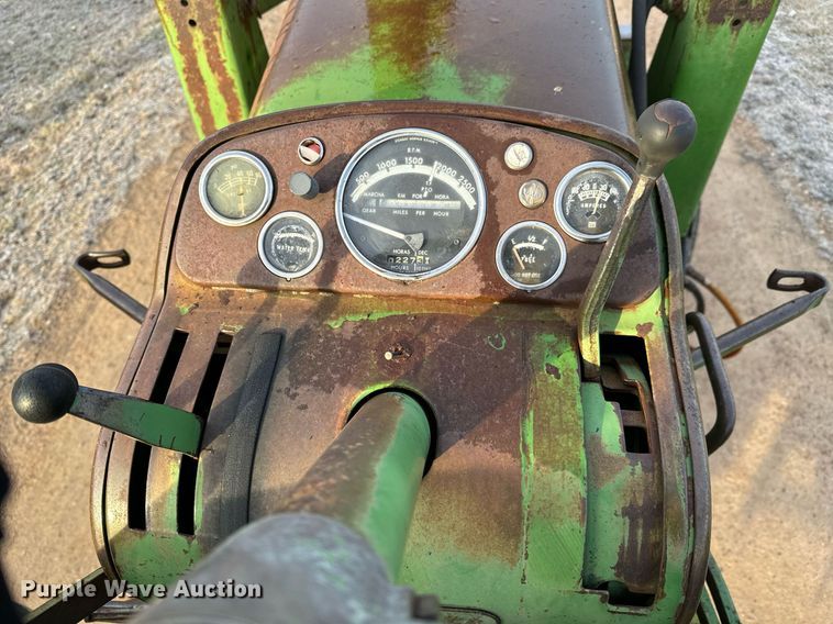 image for item NI9707 1963 John Deere 4010 tractor