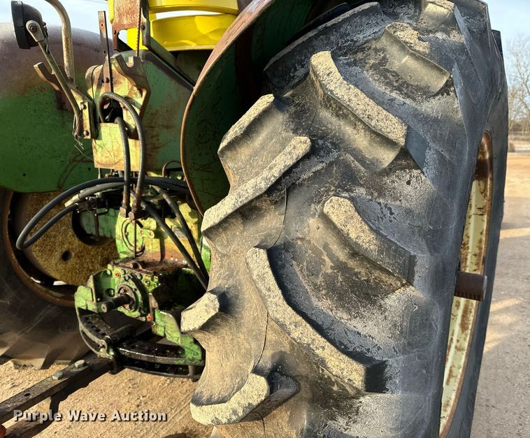 image for item NI9707 1963 John Deere 4010 tractor