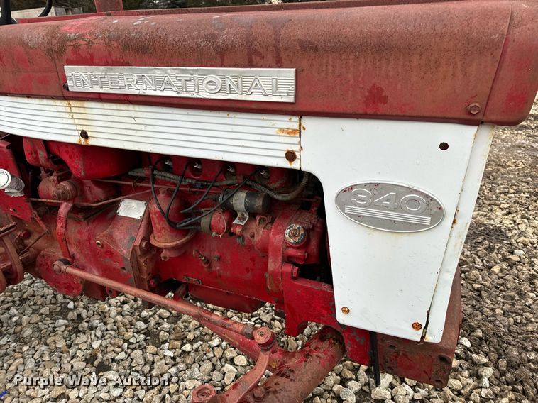 image for item NM9221 International Harvester 340 tractor