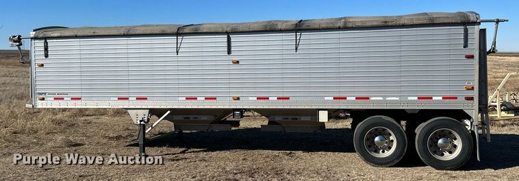 image for item NS9155 2014 Timpte Super Hopper grain trailer