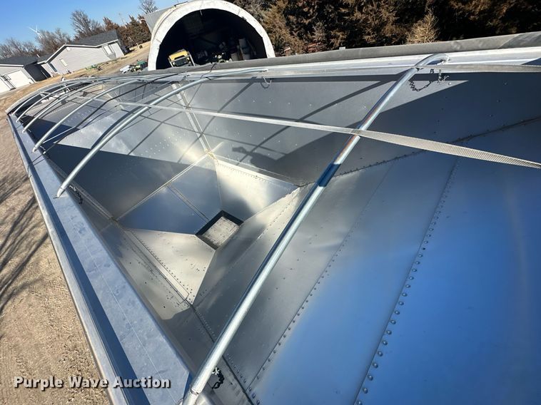 image for item NS9155 2014 Timpte Super Hopper grain trailer