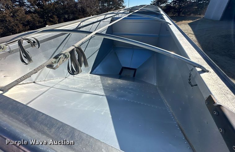 image for item NS9155 2014 Timpte Super Hopper grain trailer