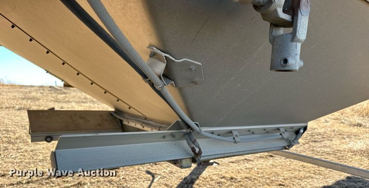 image for item NS9155 2014 Timpte Super Hopper grain trailer