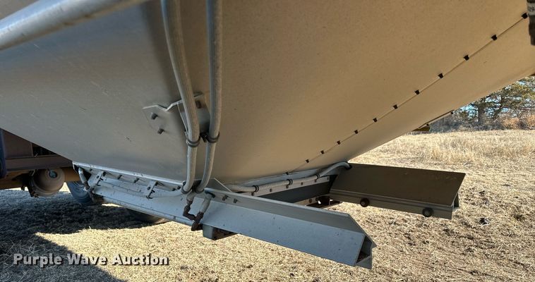 image for item NS9155 2014 Timpte Super Hopper grain trailer