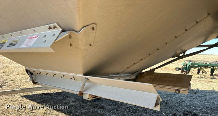 image for item NS9155 2014 Timpte Super Hopper grain trailer