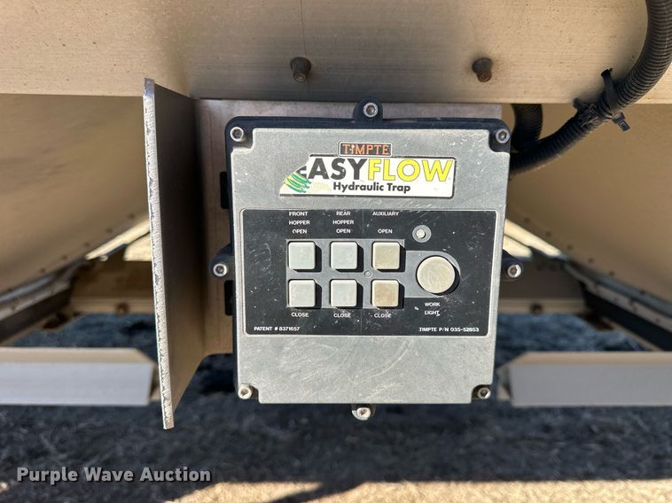 image for item NS9155 2014 Timpte Super Hopper grain trailer