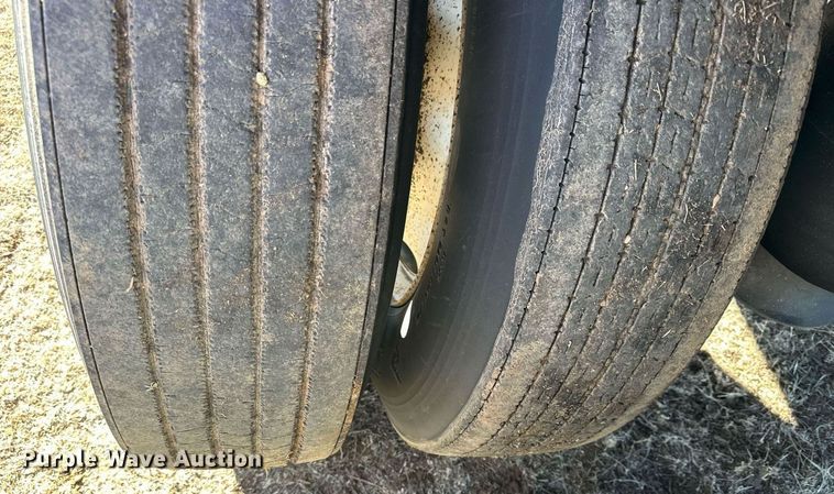 image for item NS9155 2014 Timpte Super Hopper grain trailer