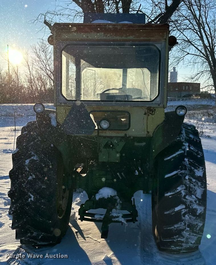 image for item NS9162 1963 John Deere 4010 tractor