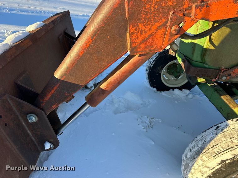 image for item NS9162 1963 John Deere 4010 tractor