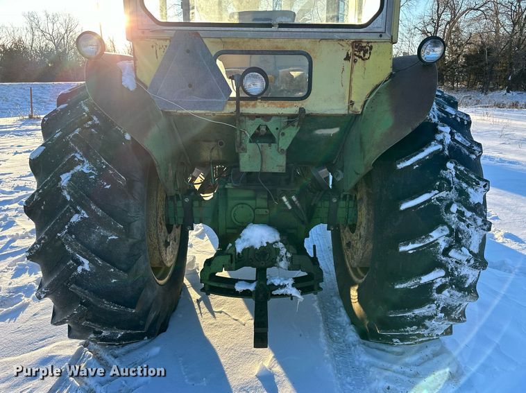 image for item NS9162 1963 John Deere 4010 tractor