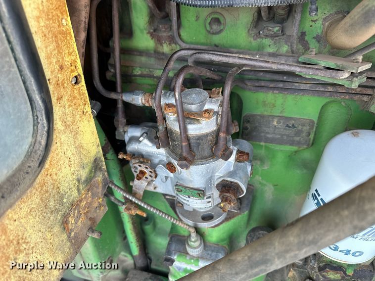 image for item NS9162 1963 John Deere 4010 tractor