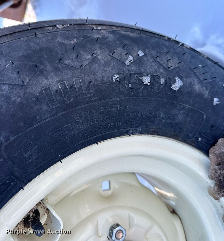 image for item NS9162 1963 John Deere 4010 tractor