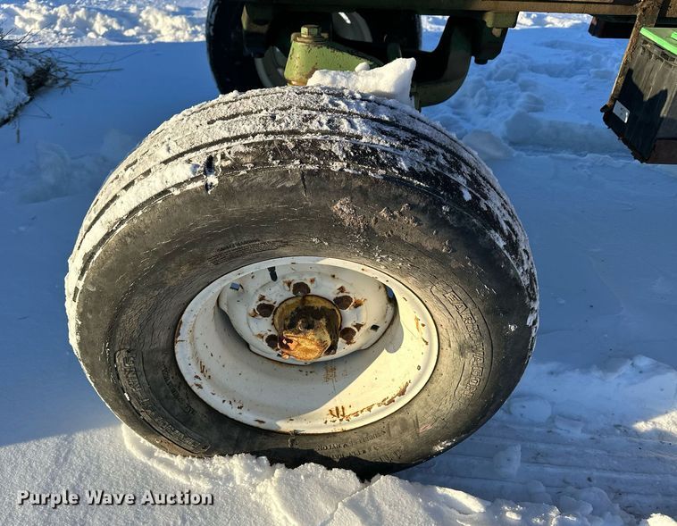 image for item NS9162 1963 John Deere 4010 tractor