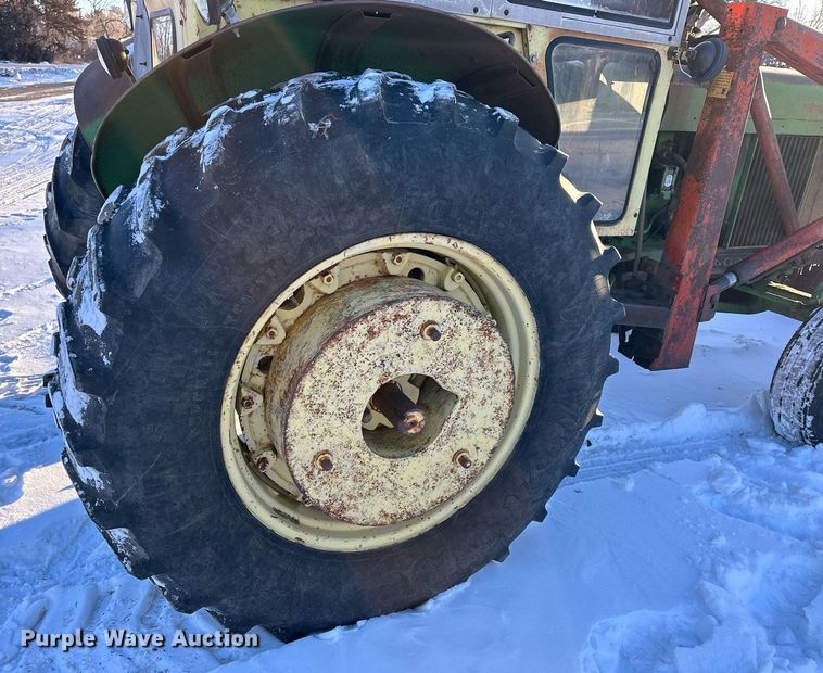 image for item NS9162 1963 John Deere 4010 tractor