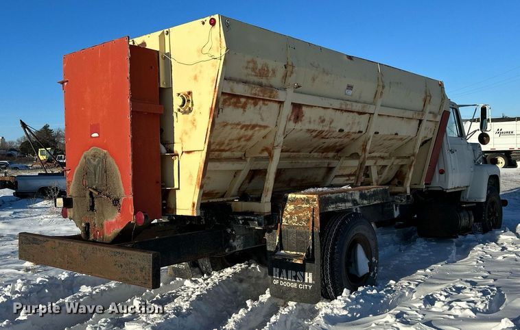 image for item NS9164 1979 Ford 800 feed delivery truck
