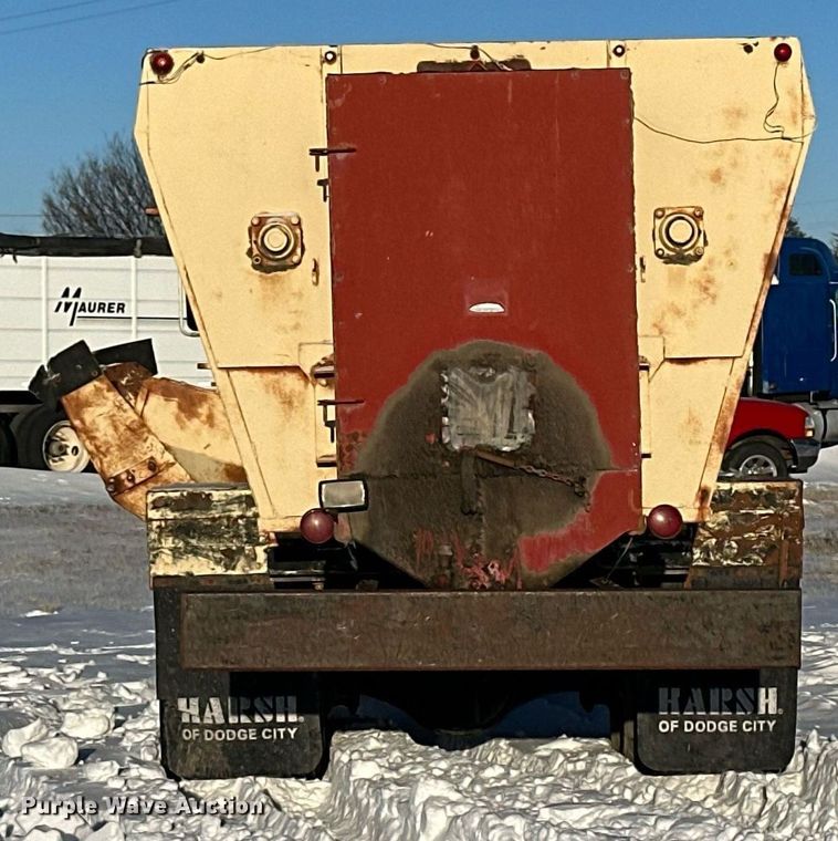 image for item NS9164 1979 Ford 800 feed delivery truck